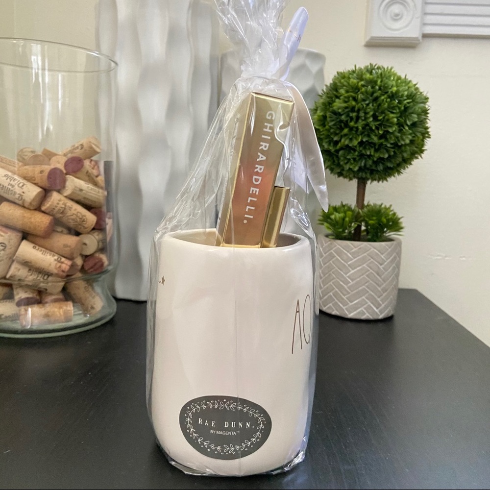 Rae Dunn ‘AQUARIUS’ Matte Mug & Chocolate Gift Set - Picture 2 of 4